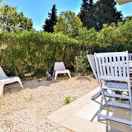 Lovely Apartment In Orange With Kitchen Esterno foto