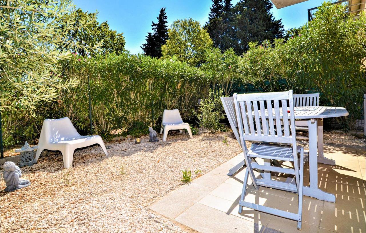 Lovely Apartment In Orange With Kitchen Esterno foto