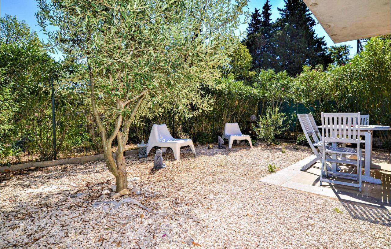 Lovely Apartment In Orange With Kitchen Esterno foto